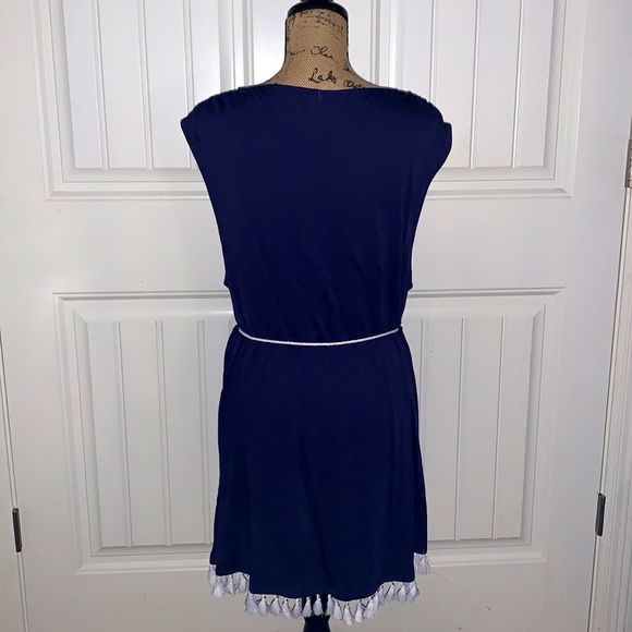 Robe - Picture 2 of 2